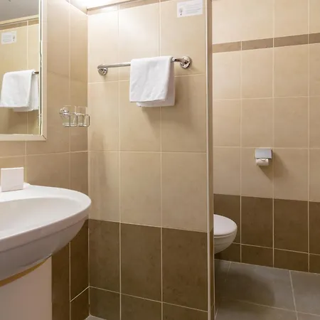 Hotel-restaurant Le 3*